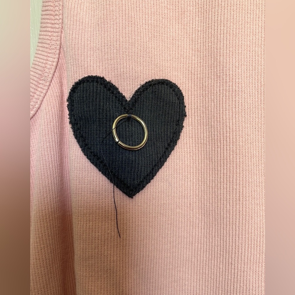 Heart Hardware Ribbed Knit Tank Top - Picture 2 of 10